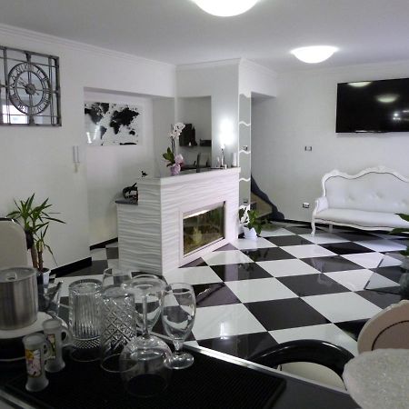 Clelia'S Boutique Rooms & Suites La Maddalena  Exteriér fotografie